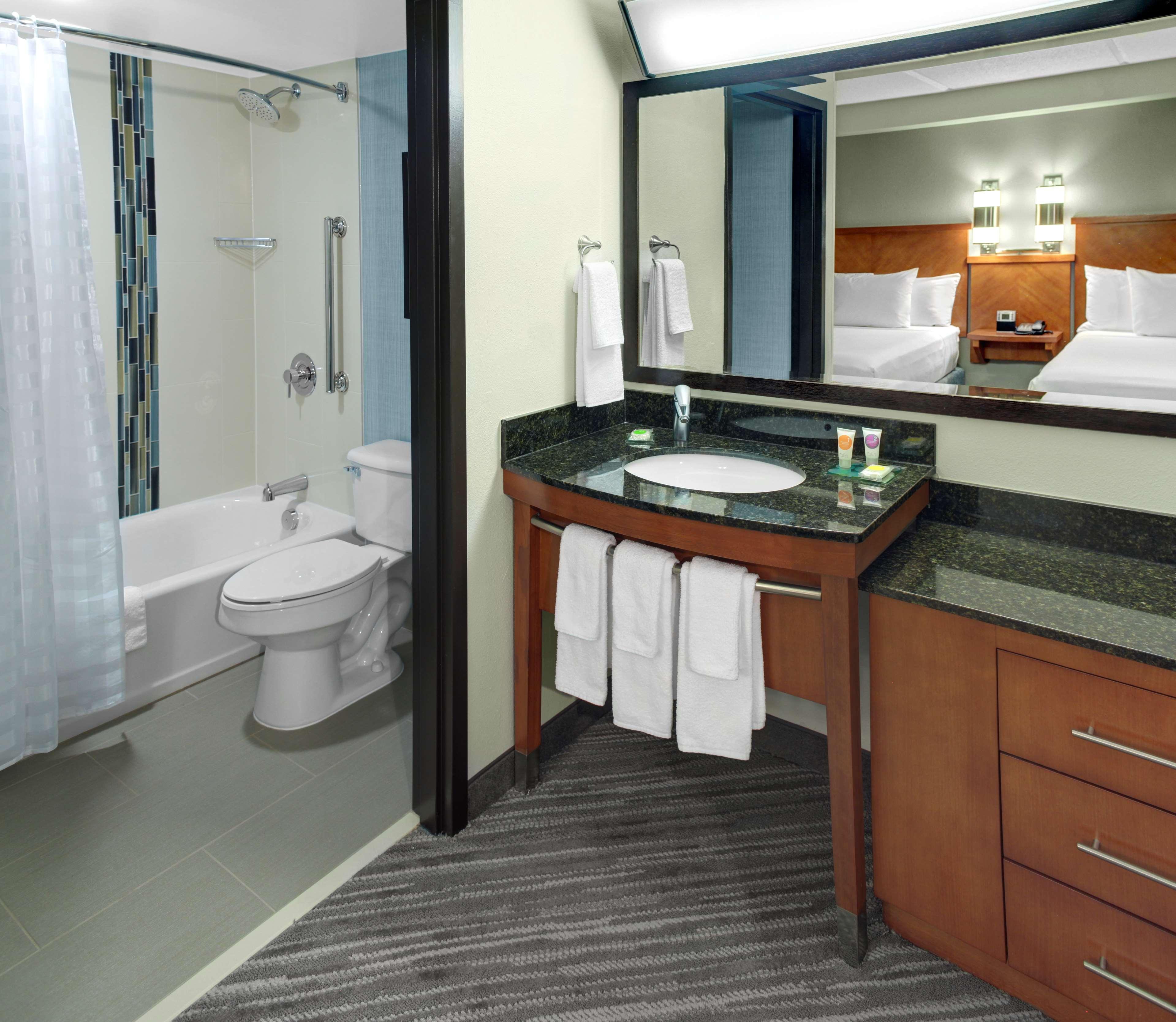 Candlewood - Cincinnati Northeast - By Ihg Hotel Mason
